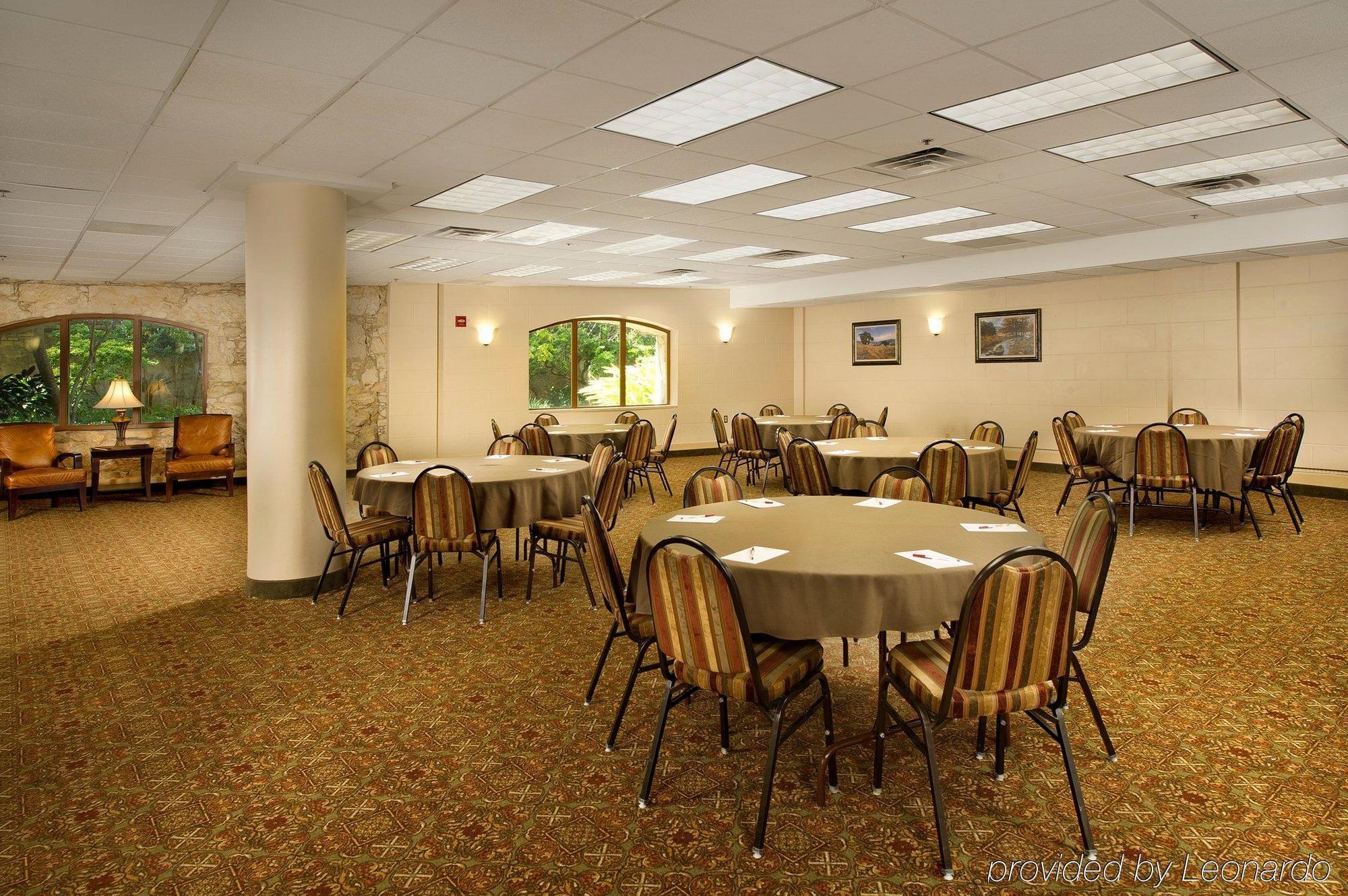 Drury Inn & Suites San Antonio Riverwalk Eksteriør billede